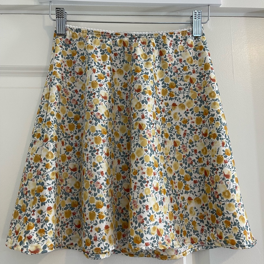 Floral skirt from Altar’d State